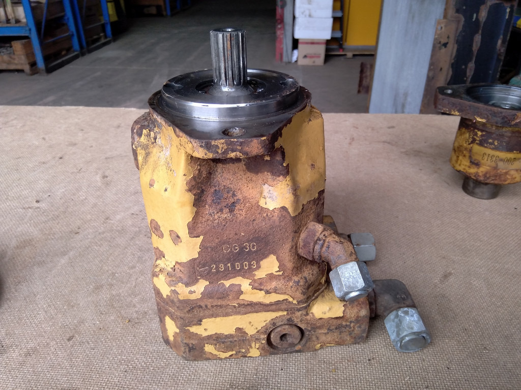 Caterpillar 2096058 - 2478979 - Hydraulic motor for Construction machinery: picture 4 Caterpillar 2096058 - 2478979 - Hydraulic motor for Construction machinery: picture 4