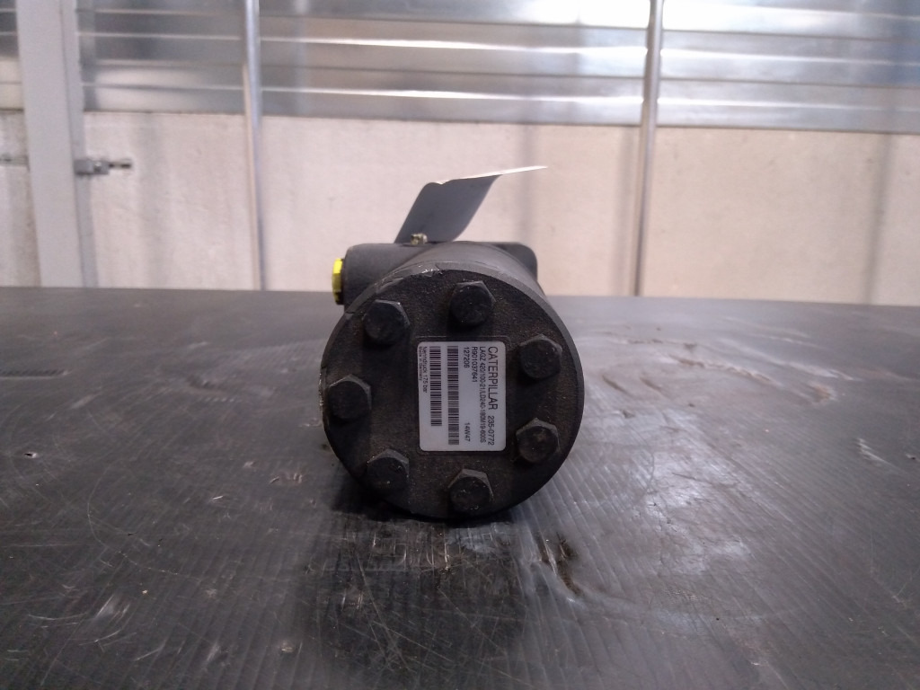 Caterpillar 2350772 - Hydraulic motor for Construction machinery: picture 2 Caterpillar 2350772 - Hydraulic motor for Construction machinery: picture 2