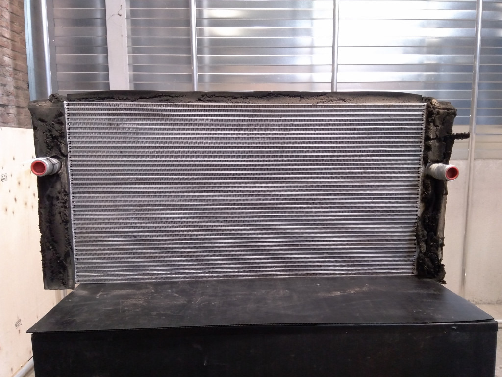 Caterpillar 3477612 - 4683847 - Oil cooler for Construction machinery: picture 1 Caterpillar 3477612 - 4683847 - Oil cooler for Construction machinery: picture 1