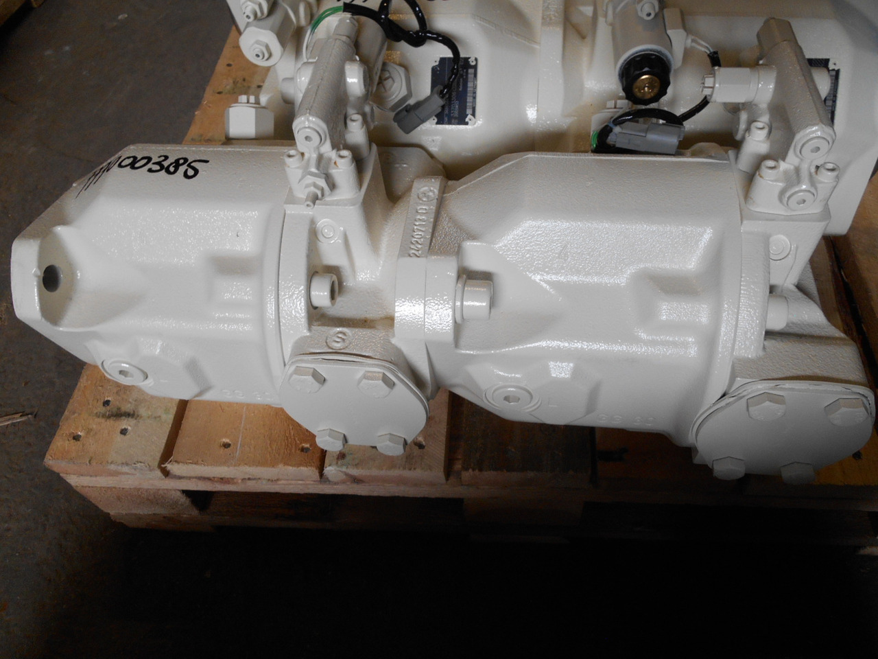 Caterpillar 3686566 - 3664985 - Hydraulic motor for Agricultural machinery: picture 2 Caterpillar 3686566 - 3664985 - Hydraulic motor for Agricultural machinery: picture 2