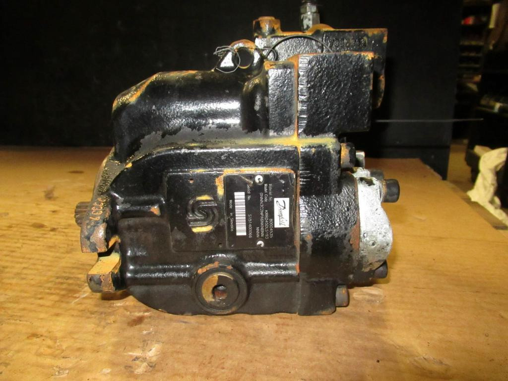 Danfoss KRR045DLS1930NNN3C2NPA6NKNBNN - - Hydraulic pump for Construction machinery: picture 2 Danfoss KRR045DLS1930NNN3C2NPA6NKNBNN - - Hydraulic pump for Construction machinery: picture 2
