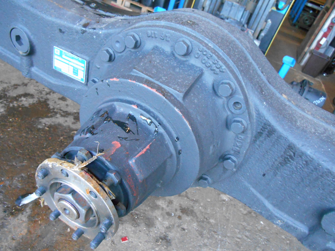 Doosan 22119422A - 4472020049 - Front axle for Construction machinery: picture 2 Doosan 22119422A - 4472020049 - Front axle for Construction machinery: picture 2