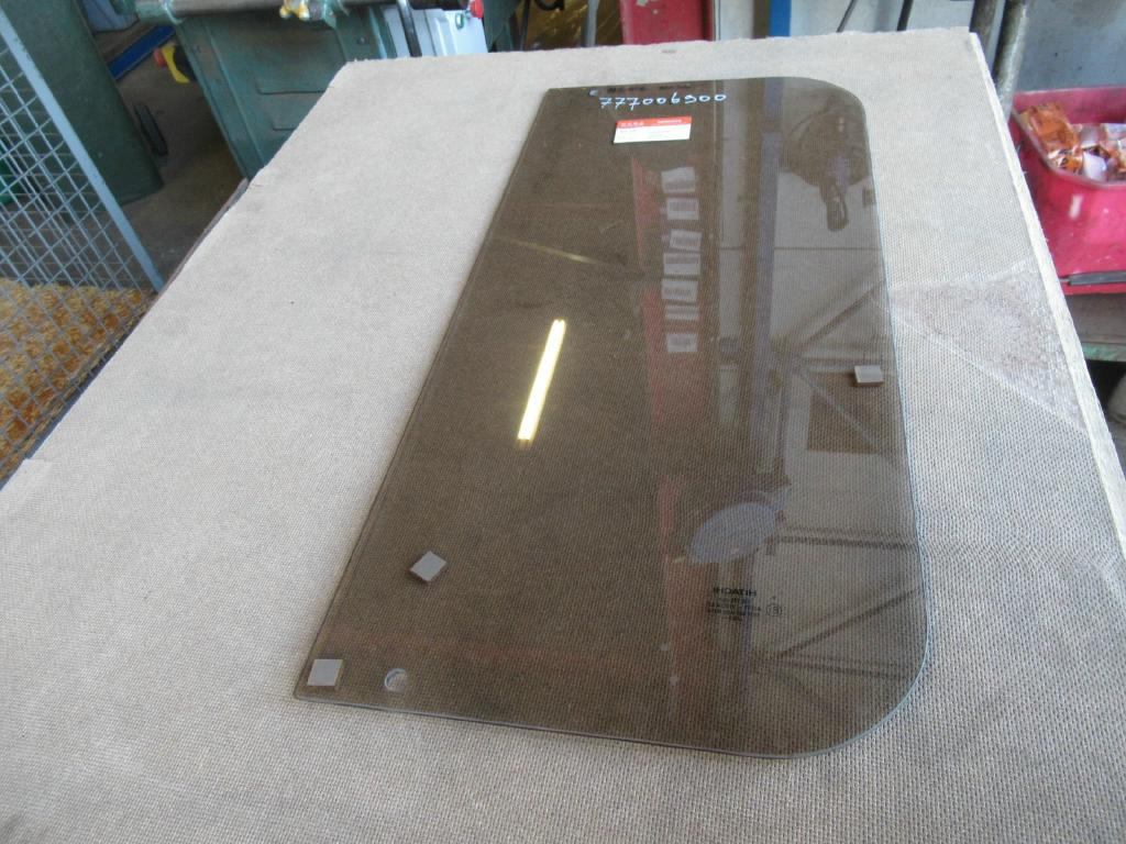 Hitachi 408546 - - Window and parts for Construction machinery: picture 2 Hitachi 408546 - - Window and parts for Construction machinery: picture 2