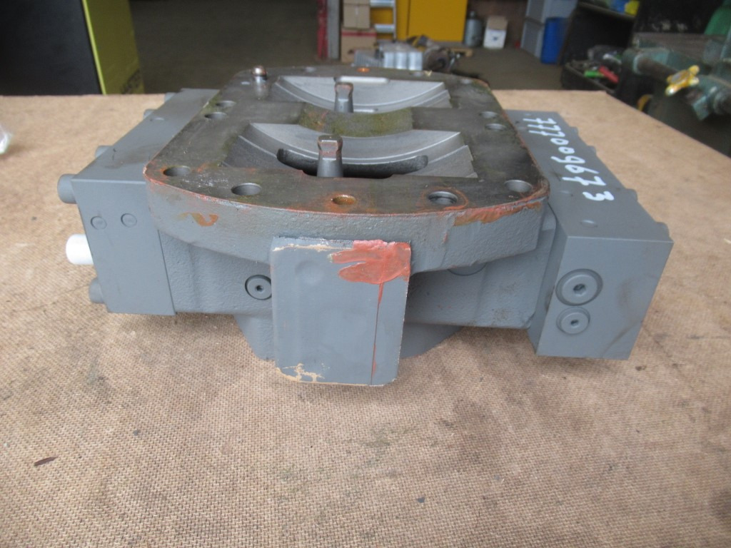 Hitachi 4217020 - - Oil pump for Construction machinery: picture 5 Hitachi 4217020 - - Oil pump for Construction machinery: picture 5