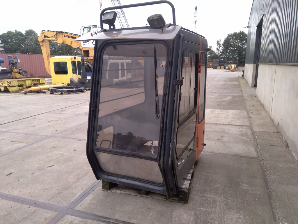 Hitachi 71418225 - Cab for Construction machinery: picture 2 Hitachi 71418225 - Cab for Construction machinery: picture 2