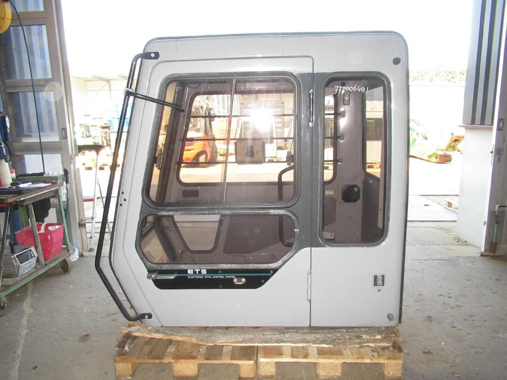 Hitachi EX serie - 71442735 - Cab for Construction machinery: picture 1 Hitachi EX serie - 71442735 - Cab for Construction machinery: picture 1