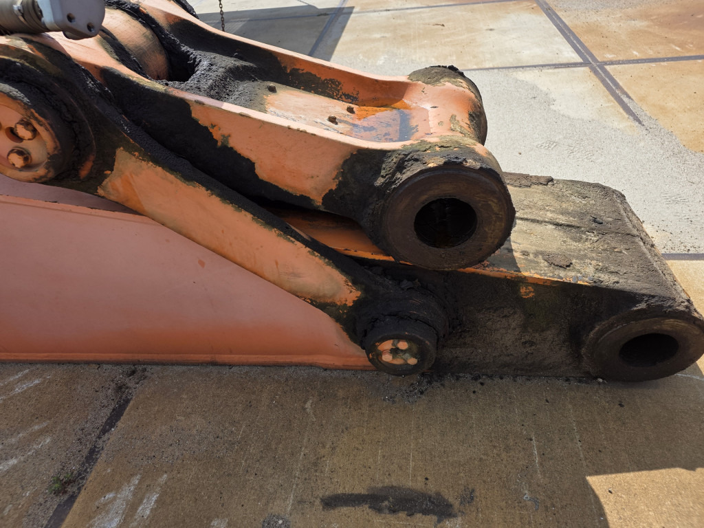 Hitachi EX750-5 - 9135250 - Boom for Construction machinery: picture 1 Hitachi EX750-5 - 9135250 - Boom for Construction machinery: picture 1