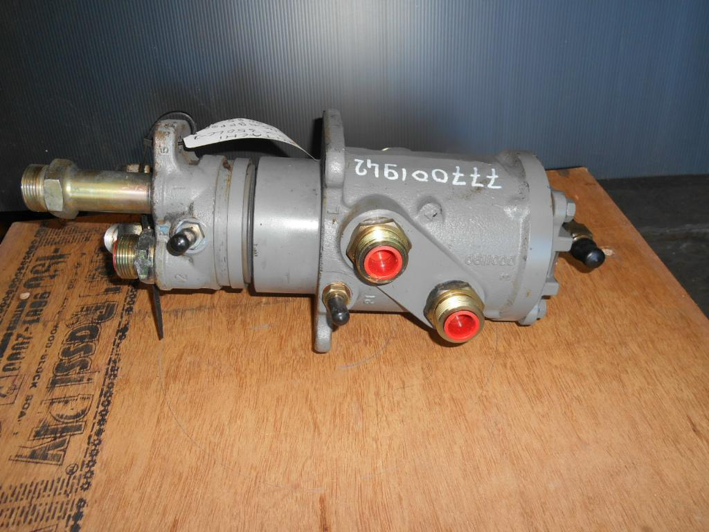 Hitachi ZX350LC-3 - - Hydraulics for Construction machinery: picture 3 Hitachi ZX350LC-3 - - Hydraulics for Construction machinery: picture 3