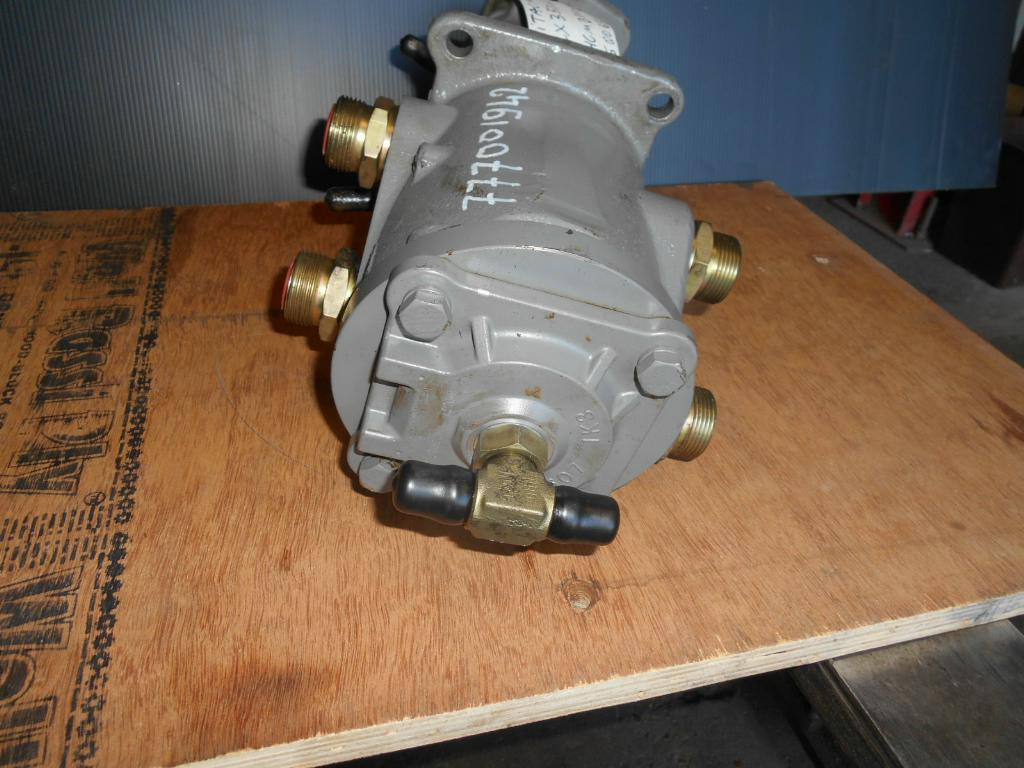 Hitachi ZX350LC-3 - - Hydraulics for Construction machinery: picture 2 Hitachi ZX350LC-3 - - Hydraulics for Construction machinery: picture 2