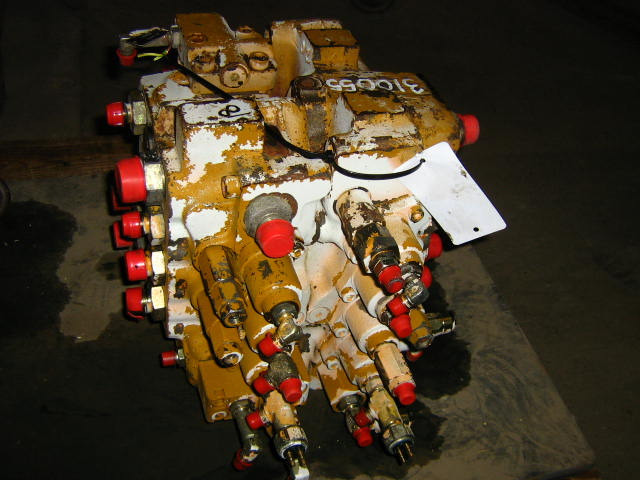 Hyundai 130LC-3 - - Hydraulic valve for Construction machinery: picture 2 Hyundai 130LC-3 - - Hydraulic valve for Construction machinery: picture 2