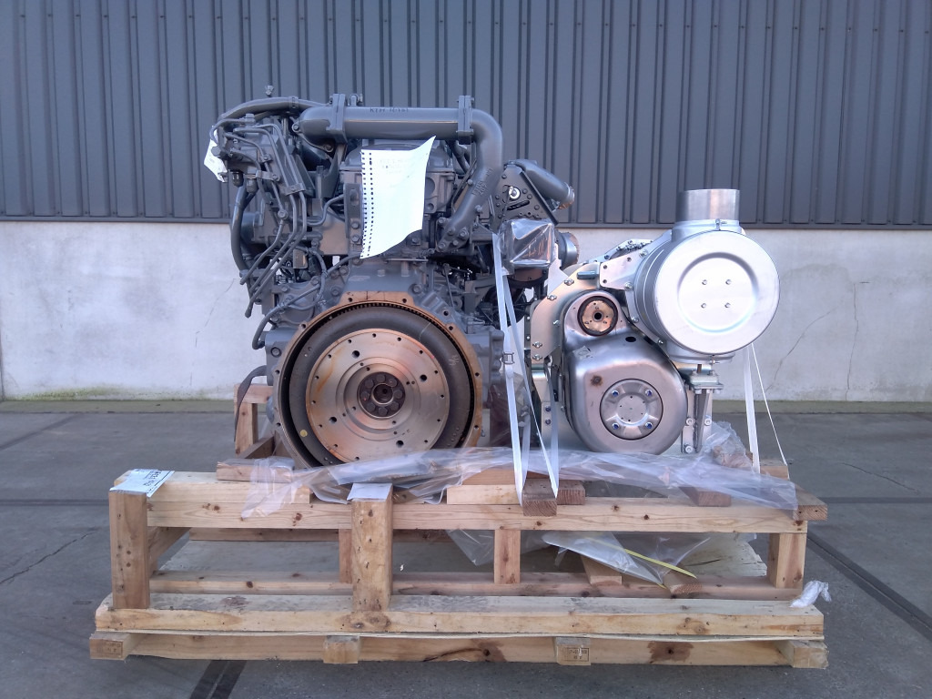 Isuzu 6UZ1XBSS-01 - KTH16131 - Engine for Construction machinery: picture 2 Isuzu 6UZ1XBSS-01 - KTH16131 - Engine for Construction machinery: picture 2