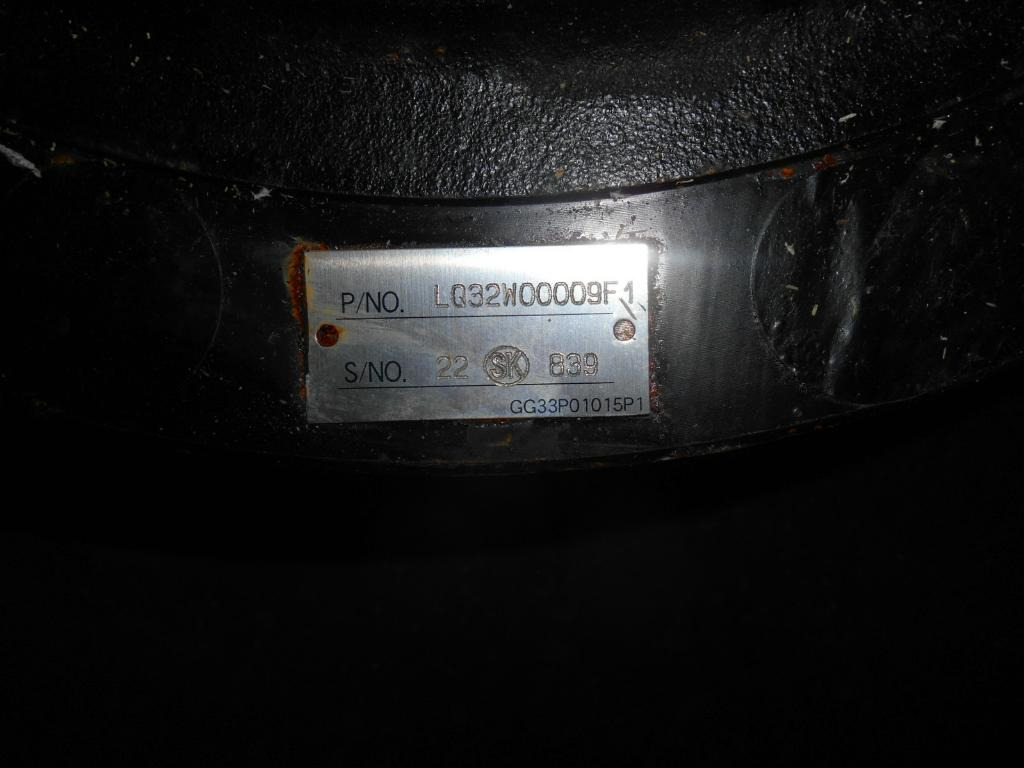 Kobelco LQ32W00009F1 - Swing motor for Construction machinery: picture 4 Kobelco LQ32W00009F1 - Swing motor for Construction machinery: picture 4