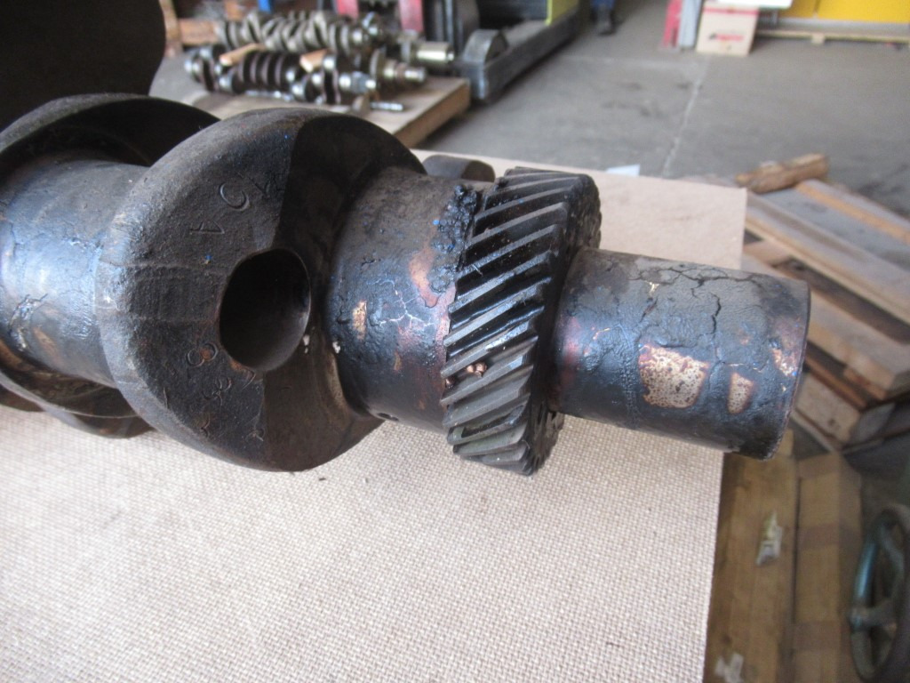 Mack 456GC518G - - Crankshaft for Construction machinery: picture 2 Mack 456GC518G - - Crankshaft for Construction machinery: picture 2