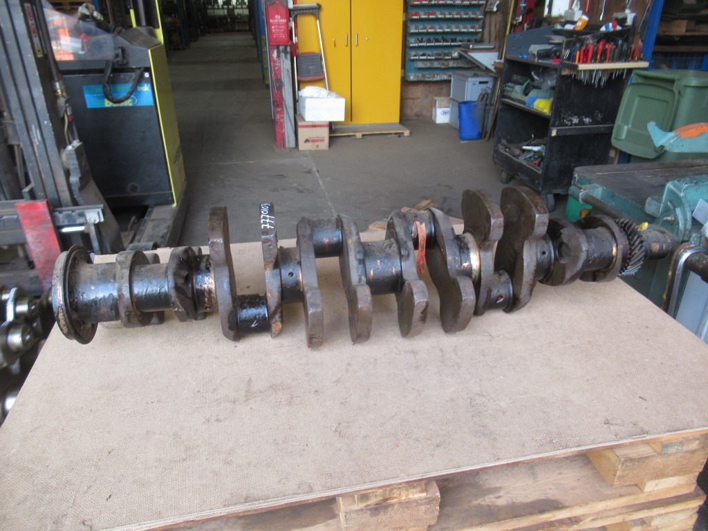 Mack 456GC518G - - Crankshaft for Construction machinery: picture 1 Mack 456GC518G - - Crankshaft for Construction machinery: picture 1