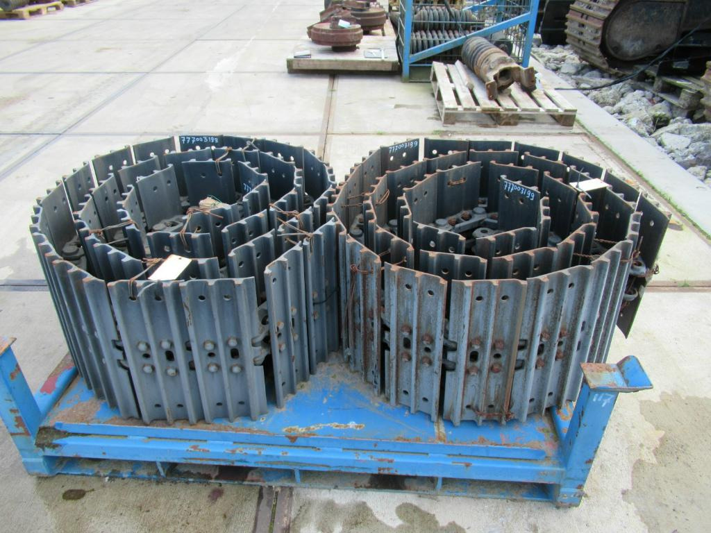 New Holland 2424J17502 - - Track for Construction machinery: picture 1 New Holland 2424J17502 - - Track for Construction machinery: picture 1