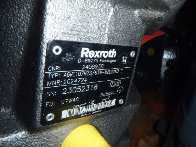 New Holland 2458938 - 73172274 - Hydraulic motor for Construction machinery: picture 3 New Holland 2458938 - 73172274 - Hydraulic motor for Construction machinery: picture 3