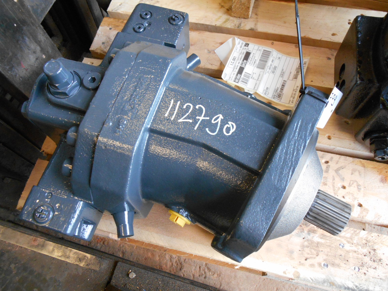 New Holland 8912709 - 8911116 - Hydraulic motor for Construction machinery: picture 5 New Holland 8912709 - 8911116 - Hydraulic motor for Construction machinery: picture 5