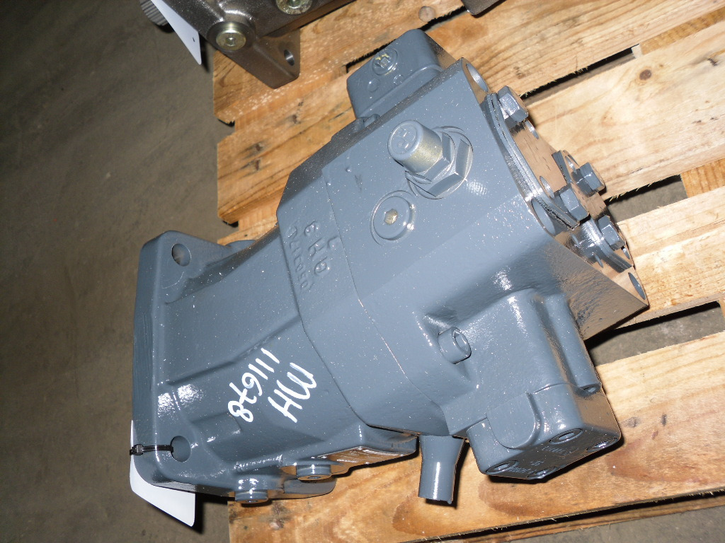 New Holland 8915763 - 2024980 - Hydraulic motor for Construction machinery: picture 2 New Holland 8915763 - 2024980 - Hydraulic motor for Construction machinery: picture 2