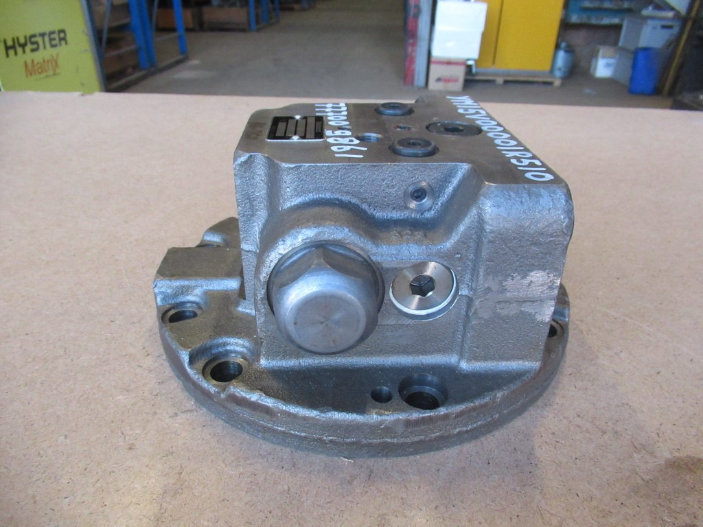 New Holland Kobelco YM15V00001R510 - - Hydraulic motor for Construction machinery: picture 4 New Holland Kobelco YM15V00001R510 - - Hydraulic motor for Construction machinery: picture 4
