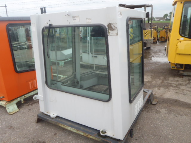 O&K L5 - - Cab for Construction machinery: picture 2 O&K L5 - - Cab for Construction machinery: picture 2
