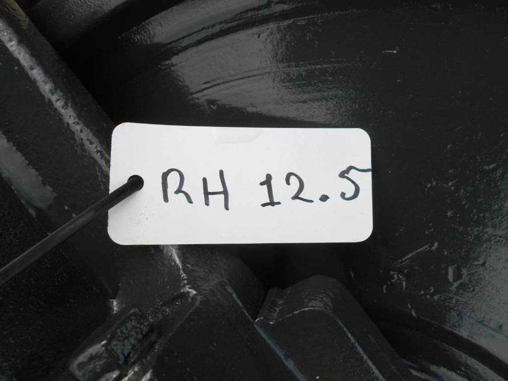O&K RH12.5 - - Undercarriage parts for Construction machinery: picture 4 O&K RH12.5 - - Undercarriage parts for Construction machinery: picture 4