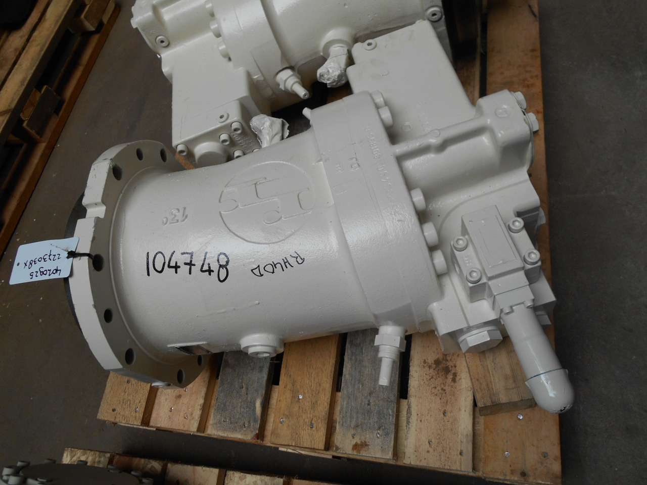 Terex O&K 2273038X - 1459441 - Hydraulic pump for Construction machinery: picture 1 Terex O&K 2273038X - 1459441 - Hydraulic pump for Construction machinery: picture 1