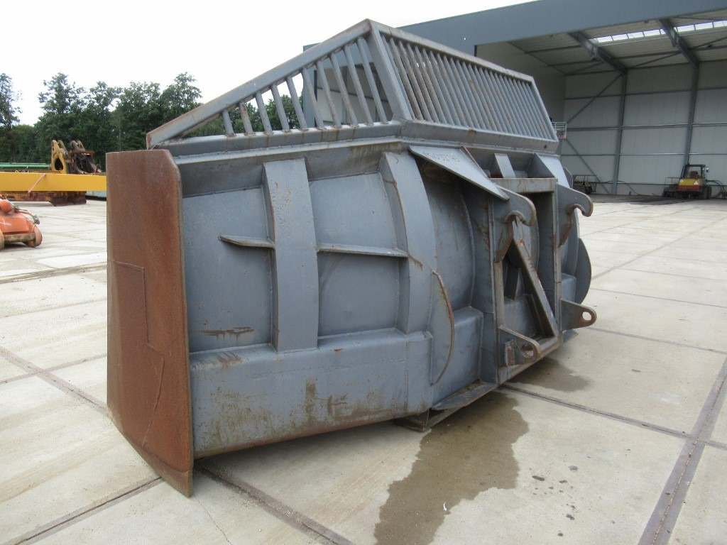 Volvo - Blade: picture 2 Volvo - Blade: picture 2