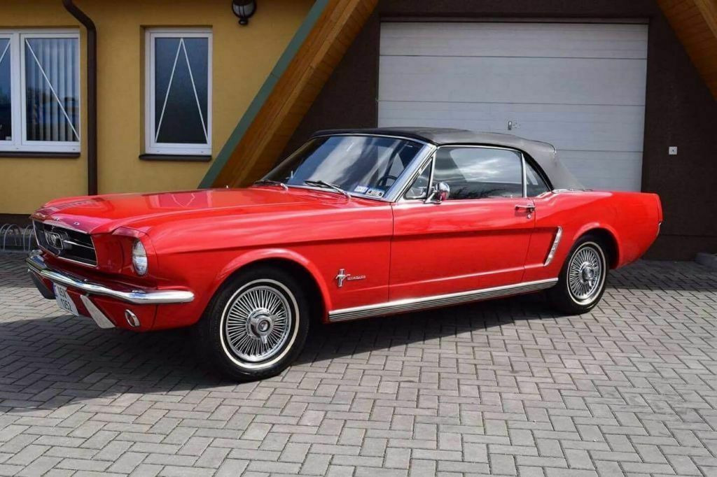 Ford Mustang Cabriolet - Car: picture 2 Ford Mustang Cabriolet - Car: picture 2