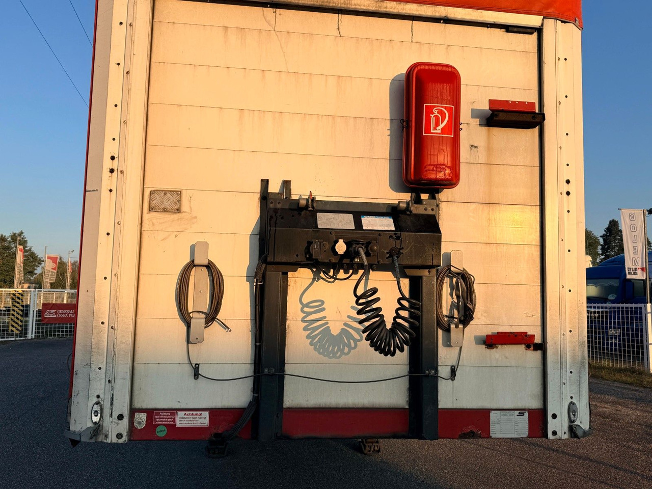 Schwarzmüller S 1 / J - Curtainsider semi-trailer: picture 2 Schwarzmüller S 1 / J - Curtainsider semi-trailer: picture 2