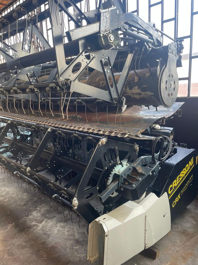 Cressoni CRX 7,2m Sojaflex - Grain header: picture 1 Cressoni CRX 7,2m Sojaflex - Grain header: picture 1