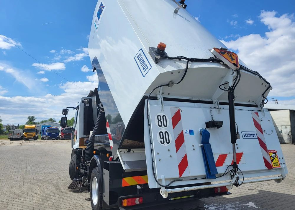 Renault MIDLUM - Garbage truck: picture 4 Renault MIDLUM - Garbage truck: picture 4