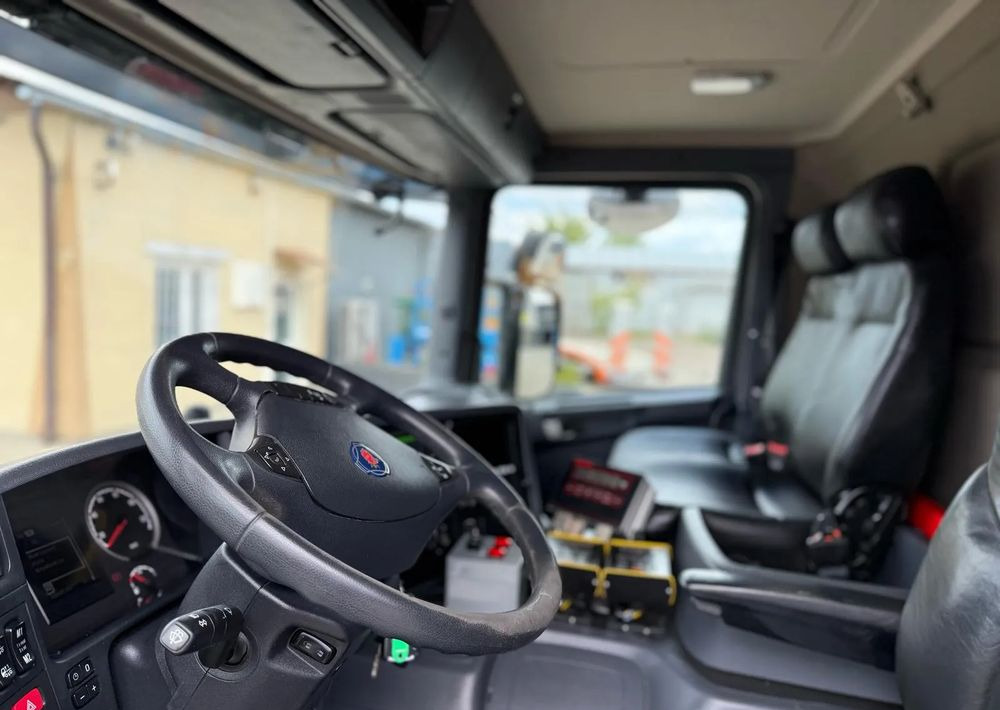 Leasing of  Scania P410 dwukomorowa segregacja Scania P410 dwukomorowa segregacja: picture 10