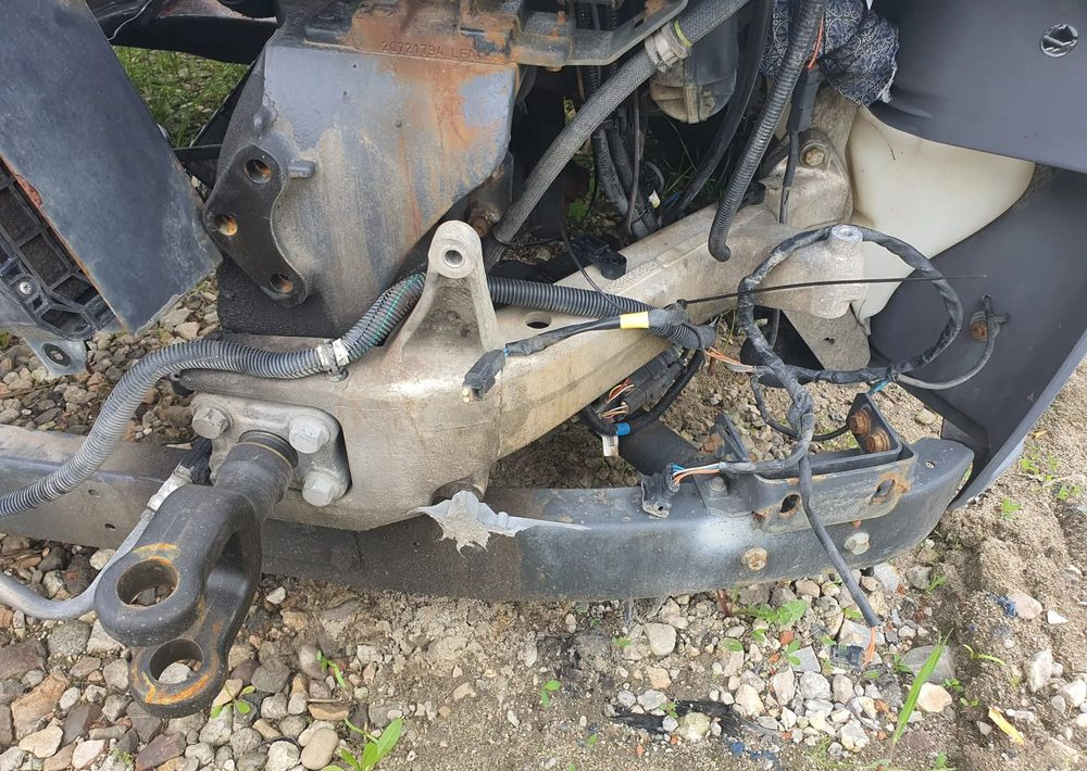 Mocowanie stopnia uchwyt stopnia lewe Volvo FE - Spare parts: picture 1 Mocowanie stopnia uchwyt stopnia lewe Volvo FE - Spare parts: picture 1