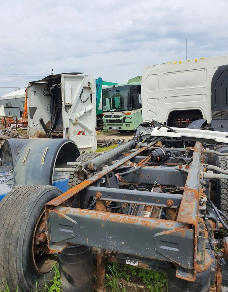 Rama z dokumentami Volvo FE 2008 - Spare parts: picture 1 Rama z dokumentami Volvo FE 2008 - Spare parts: picture 1