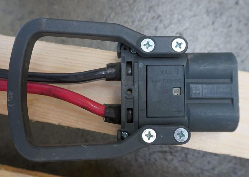 FRONIUS Fronius Selectiva 2050 2kw 24V/50A - Battery: picture 5 FRONIUS Fronius Selectiva 2050 2kw 24V/50A - Battery: picture 5