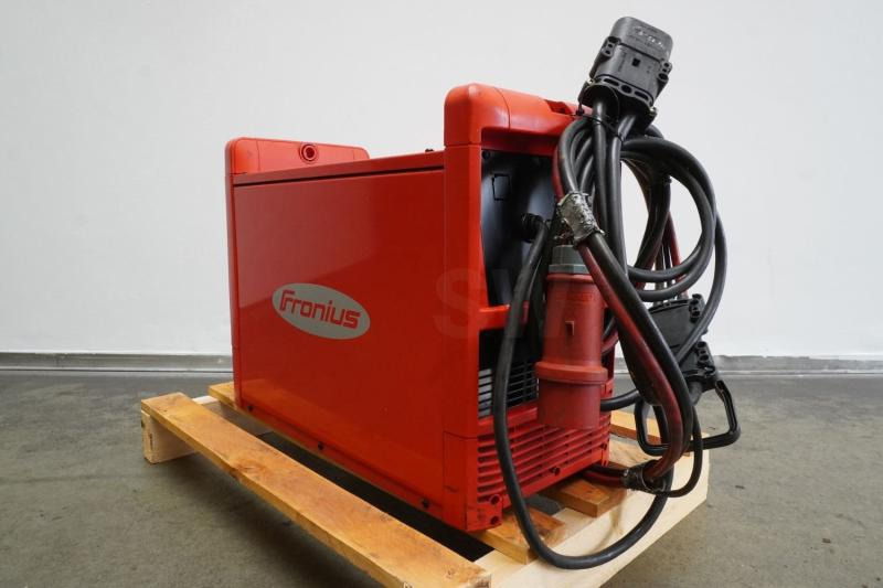 FRONIUS Selectiva 8100 D 80V/100A - Battery: picture 2 FRONIUS Selectiva 8100 D 80V/100A - Battery: picture 2