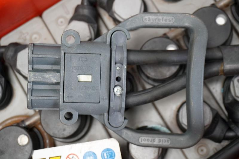 GRUMA 24 Volt 2 PzS 230 Ah - Battery: picture 4 GRUMA 24 Volt 2 PzS 230 Ah - Battery: picture 4