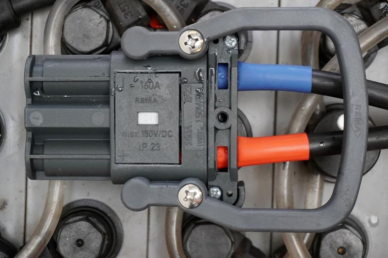 GRUMA 24 Volt 3 PzS 375 Ah - Battery: picture 4 GRUMA 24 Volt 3 PzS 375 Ah - Battery: picture 4