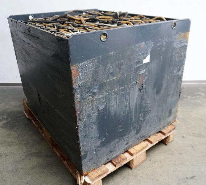 GRUMA 80 Volt 5 PzS 775 Ah - Battery: picture 2 GRUMA 80 Volt 5 PzS 775 Ah - Battery: picture 2
