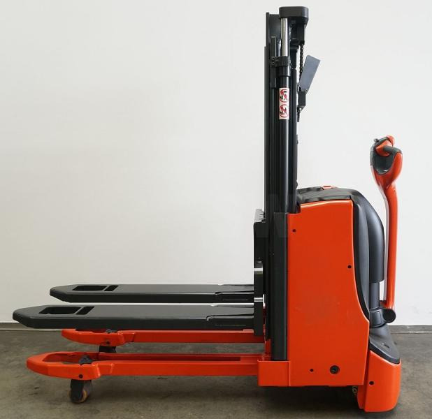 Linde D 06 1160 - Stacker: picture 3 Linde D 06 1160 - Stacker: picture 3