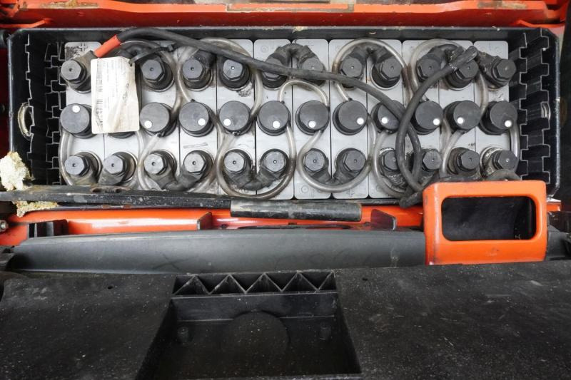 Linde D 08 1160 - Stacker: picture 4 Linde D 08 1160 - Stacker: picture 4