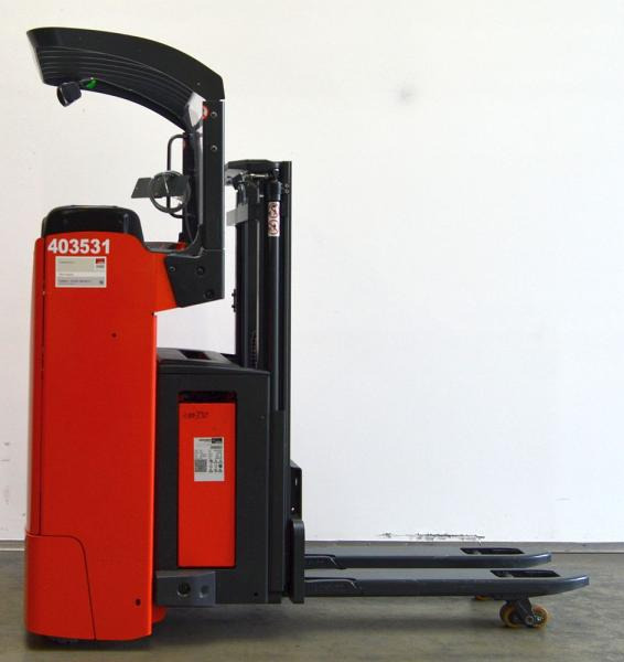 Linde D 12 RW 1164-02 - Stacker: picture 5 Linde D 12 RW 1164-02 - Stacker: picture 5