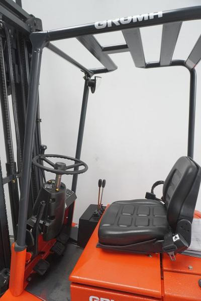 Linde E 12 Z 324 - Electric forklift: picture 3 Linde E 12 Z 324 - Electric forklift: picture 3
