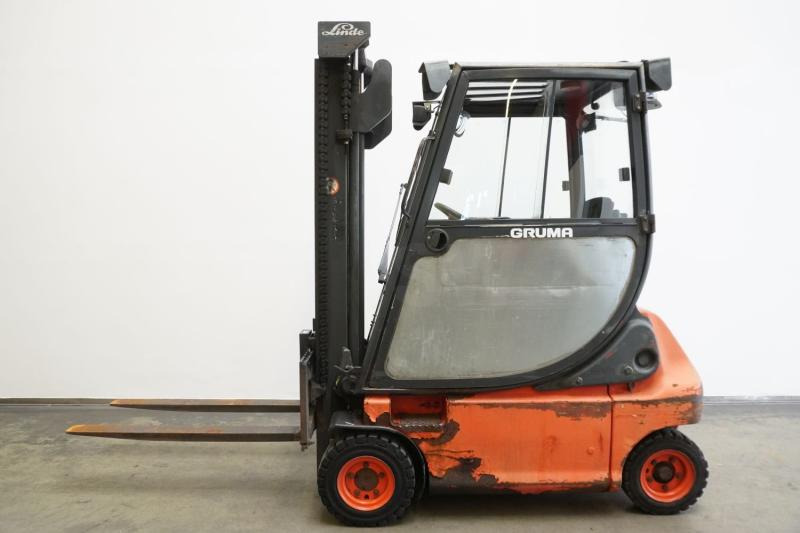 Linde E 16 P 335-02 - Electric forklift: picture 4 Linde E 16 P 335-02 - Electric forklift: picture 4