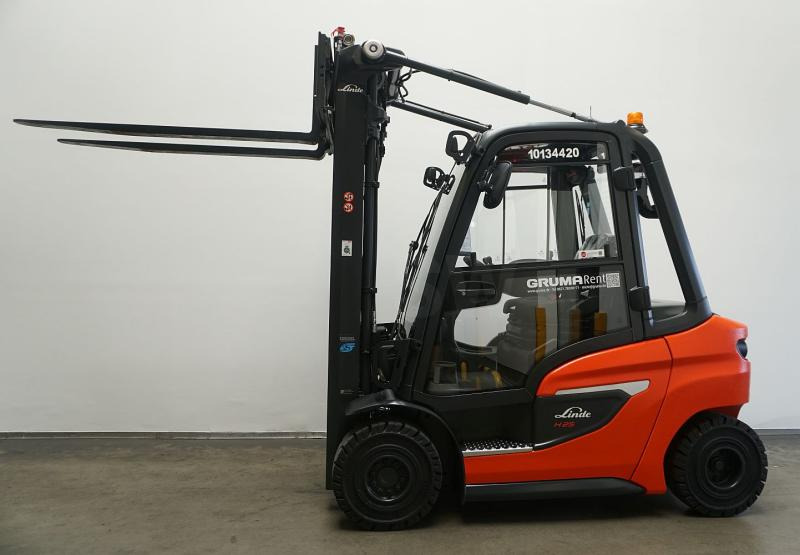 Linde H 25 D 1202 - Diesel forklift: picture 3 Linde H 25 D 1202 - Diesel forklift: picture 3