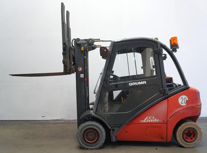 Linde H 25 D 392 - Diesel forklift: picture 4 Linde H 25 D 392 - Diesel forklift: picture 4