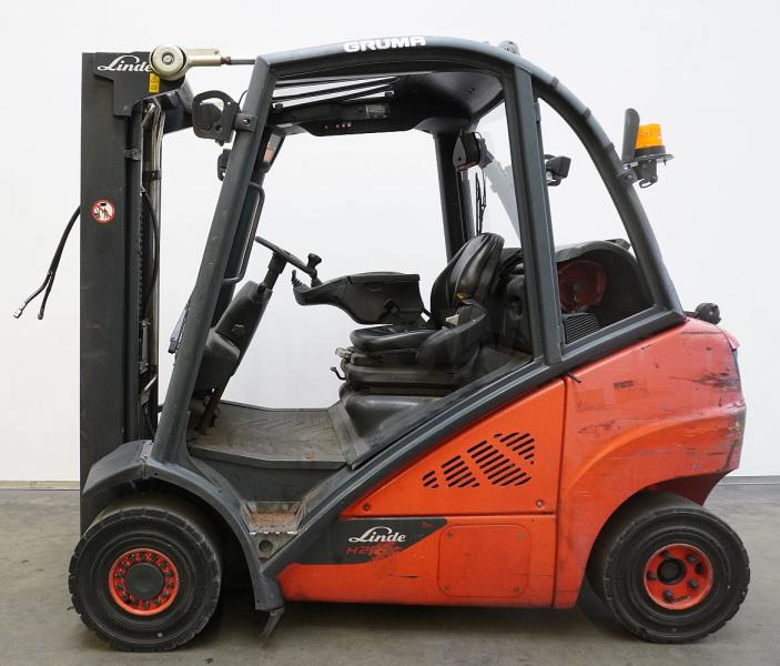 Linde H 25 T EVO 392-02 - LPG forklift: picture 4 Linde H 25 T EVO 392-02 - LPG forklift: picture 4