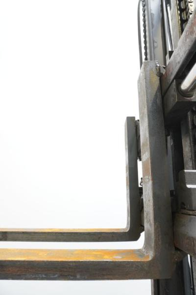 Linde H 35 T EVO 393-02 - LPG forklift: picture 5 Linde H 35 T EVO 393-02 - LPG forklift: picture 5