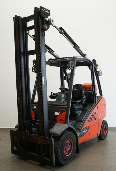 Linde H 35 T EVO 393-02 - LPG forklift: picture 1 Linde H 35 T EVO 393-02 - LPG forklift: picture 1