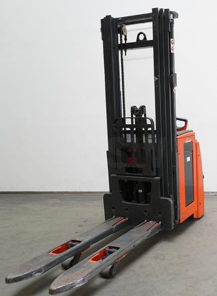 Linde L 16 i 1173 - Stacker: picture 4 Linde L 16 i 1173 - Stacker: picture 4